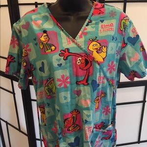 Elmo scrub top